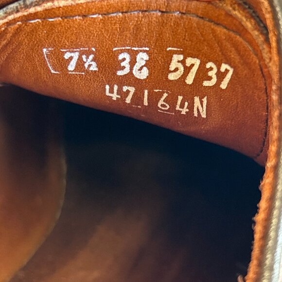 Allen Edmonds Fifth Avenue Oxford Mens 7.5 EEE Brown Leather Cap Toe Dress Shoe